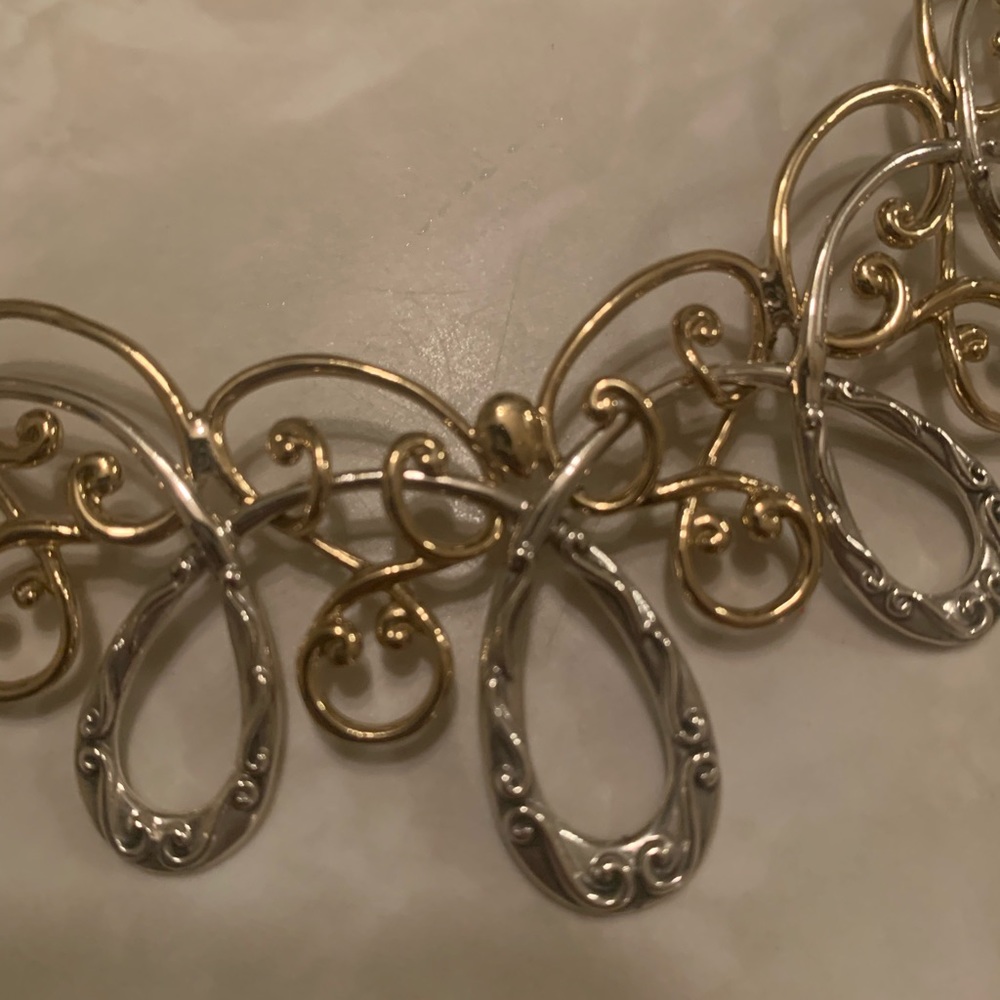 Necklace - Picture 2 of 2